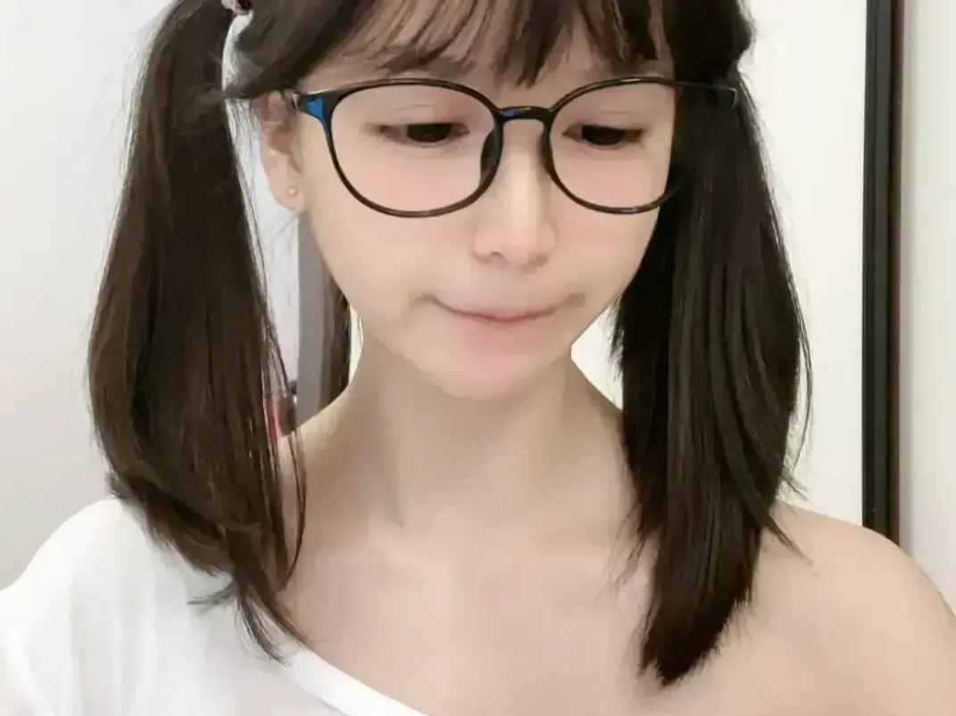 《萌小栖》天才交易员咯咯哒vlog原视频无删减全集 - 极速获取完整版在线观看 - 高清纯净画质值得二刷细品