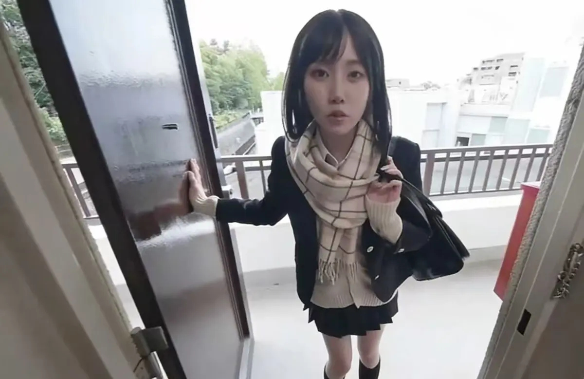 《泡在我家的辣妹-真人版》全集中文未删减版在线看-岛崎遥香主演满天星系列-1080P超清画质免费播放无广告