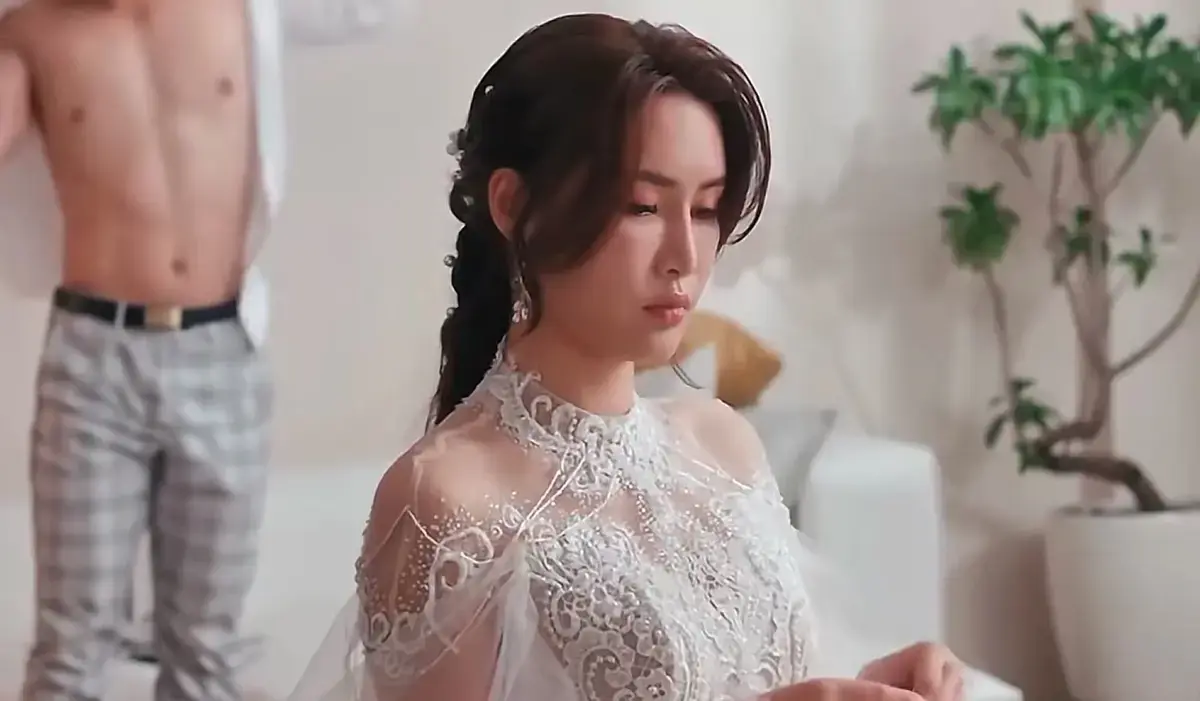 《小凤新婚》苏畅艾熙主演完整版上线-免费无删减高清观看-全集资源在线看无需会员-小凤新婚无广告秒存畅享