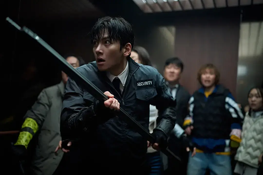 《群体》2026最新丧尸惊悚片-延尚昊执导全智贤主演《群体》-HD高清全集完整版免费在线观看-无广告无删减动作灾难电影