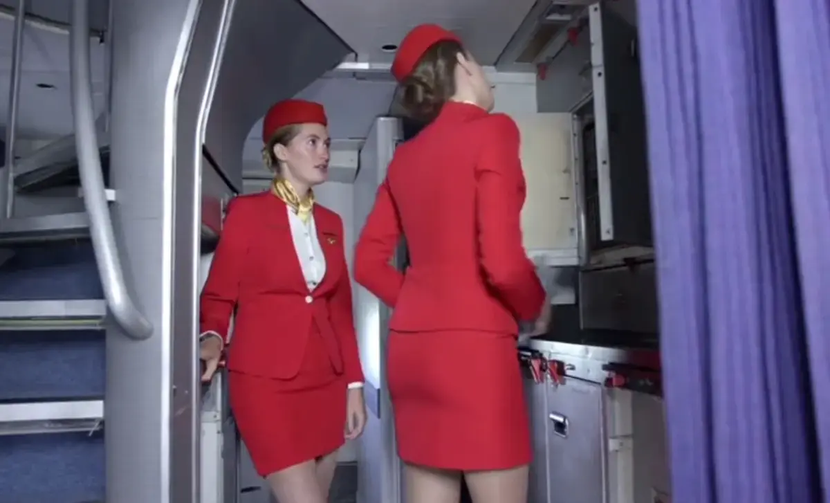 电影《法国空姐(多塞尔航空)》2019高清完整版在线观看-免费播放无广告-法国空姐资源下载
