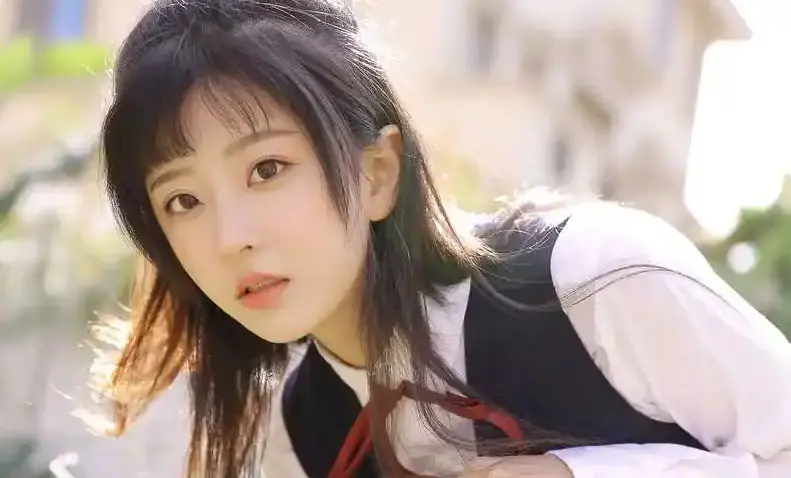 《美丽小蜜桃》未删减版在线观看-高清免费播放《美丽小蜜桃》全集-美国艺术片1080P无广告不卡顿