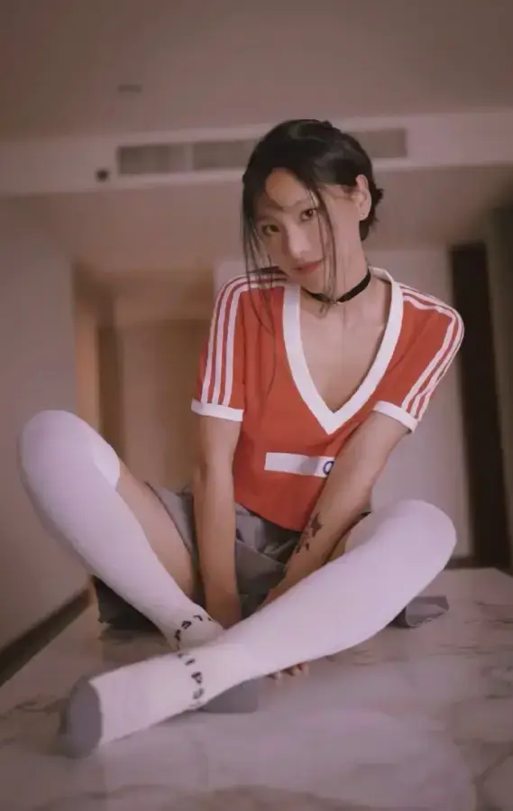 刘玥合集《刘玥合集》完整版在线观看-海外留学生刘玥单挑三黑经典蓝光高清-风车动漫星空影院双平台同步免费播放